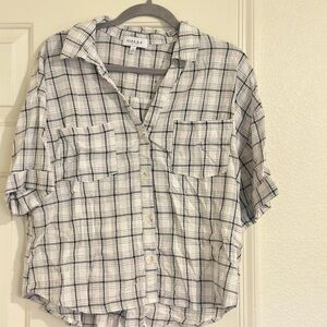 Gilli White and Navy Plaid Short-Sleeve Button Shirt